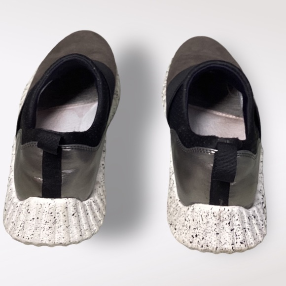 Johnston Murphy Womens Kelly, Black Gray Sneakers, Suede, Size 8.5 M Waterproof - Picture 8 of 10